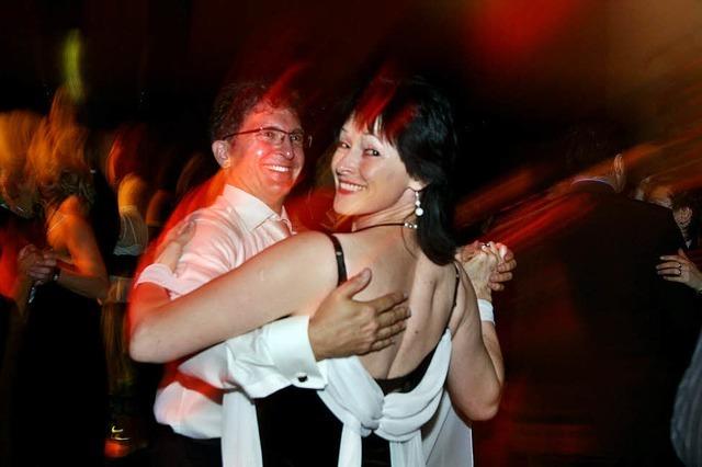 PRESSEBALL 2009: Tanz, Gesang und Akrobatik