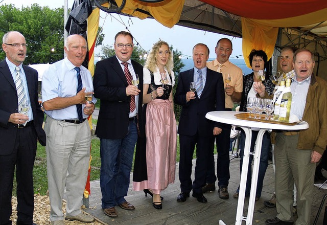 Kndringer WeinfestEdgar Jakob Winzerk...Wein und Kultur und Brgermeister a.D.  | Foto: Aribert Rssel