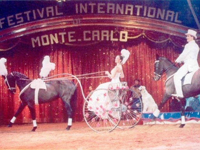 Auch beim Monte-Carlo-Festival waren Artisten des Circus Renz schon dabei.  | Foto: Privat