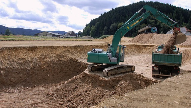 Auch ein Stck Aufschwung: In Titisee ...u des groen Erlebnisbades begonnen.    | Foto: Barthmes