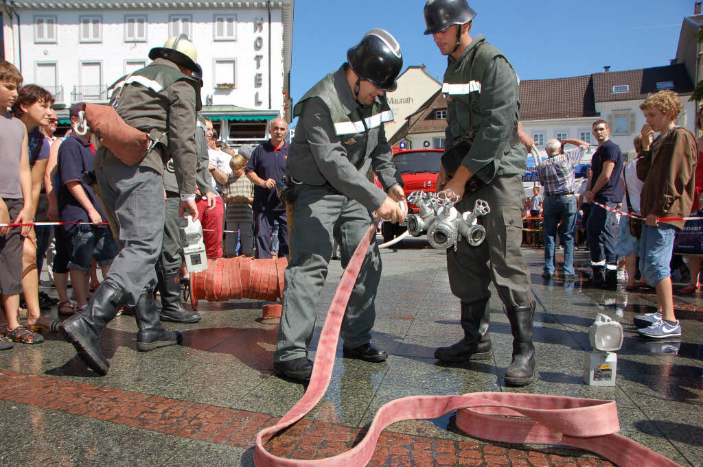 Historischer Tag der Frewilligen Feuerwehr Lrrach<?ZP?>
