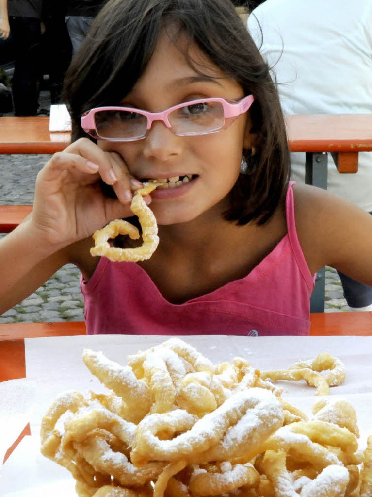 Fr diese kleine Italienerin ist das Striebele-Essen eine echte Herausforderung