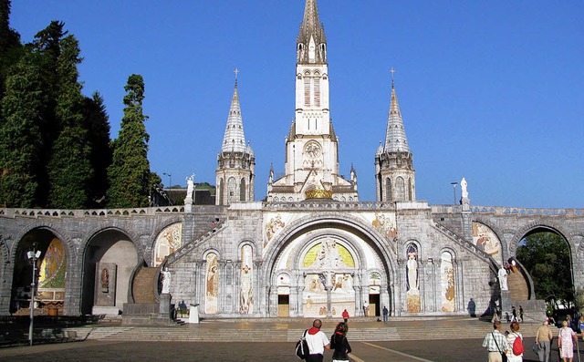 Von einer Pilgerfahrt nach Lourdes keh...eppert mit  vielen Eindrcken zurck.   | Foto: Privat