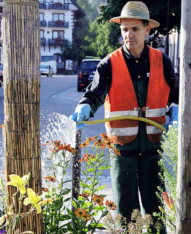 Stadtgrtner Markus Agostini muss viel gieen.   | Foto: Eva Korinth