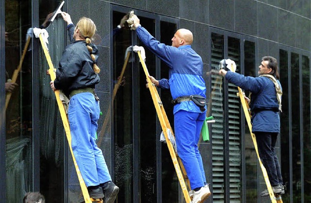 Schwarzsehen sollte auch in der Krise ...nen neuen Blick auf seine Situation.    | Foto: dpa