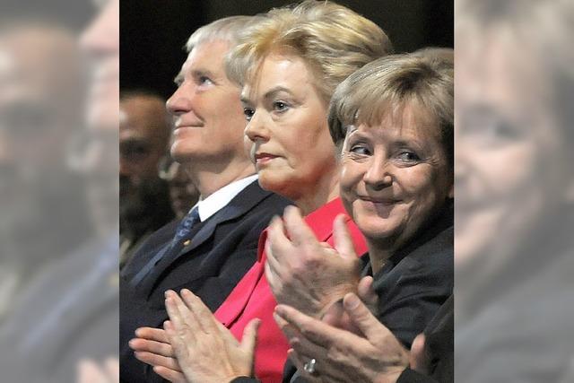 Merkel lobt Vertriebene