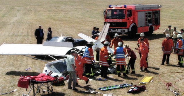 Flugzeugabsturz in Bremgarten  | Foto: Feuerwehr Bad Krozingen