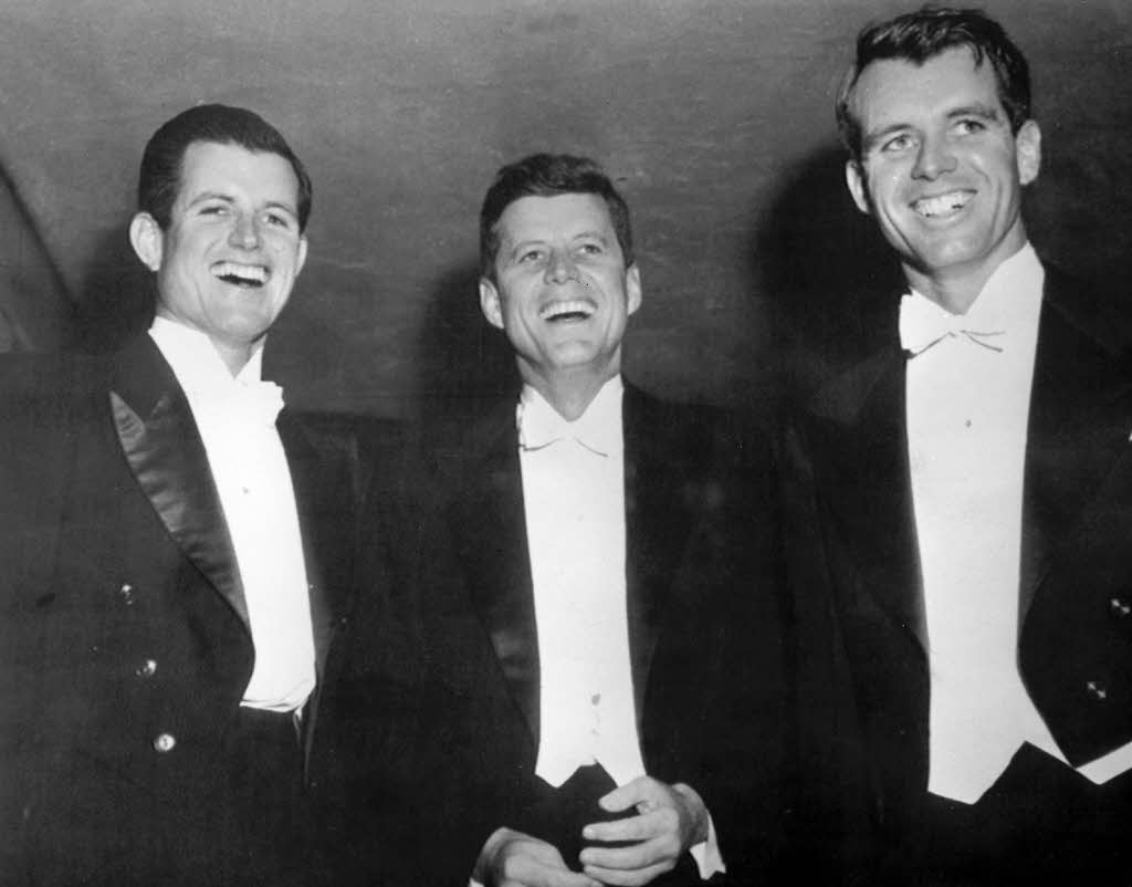 1958: Die Kennedy-Brder (l-r): Edward, John F. und Robert