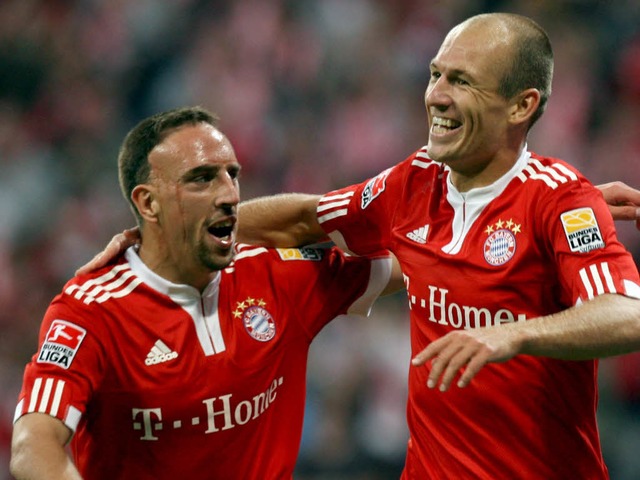 Das neue Bayern-Traumduo: Franck Ribry (l.) und Neuzugang Arjen Robben.  | Foto: dpa
