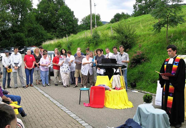 Gottesdienst im Freien in Elzach  | Foto: Gnter Bank