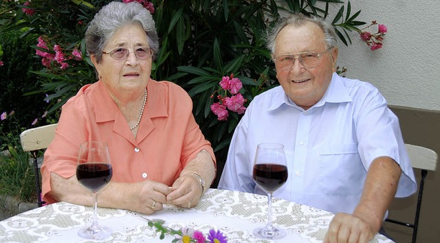 Seit 60 Jahren verheiratet: Hedwig und Franz Meyer   | Foto: Roland Vitt