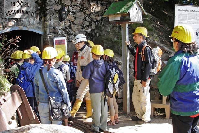 Auf Schatzsuche im alten Bergwerk