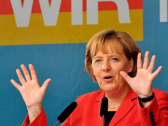 Angela Merkel auf Wahlkampftour in Freiburg.  | Foto: dpa