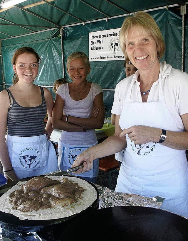 Auch in diesem Jahr war beim Albbrucke...IG Eine Welt   mit ihrem Stand dabei.   | Foto: Dehmel