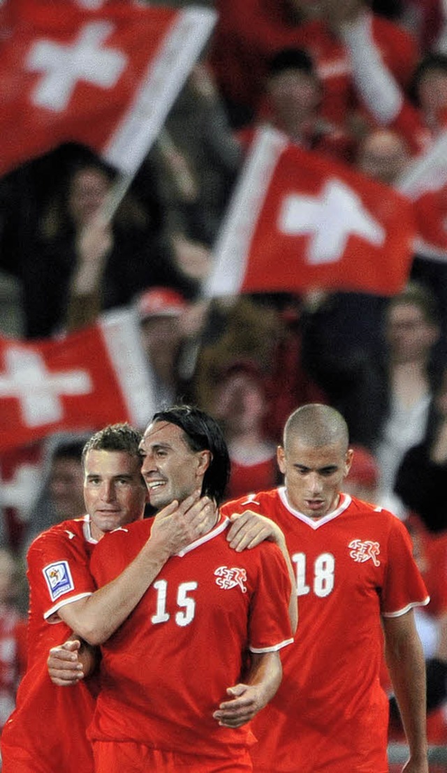 Die Schweiz rstet fr die Fuball-WM:...ach dem 2:0-Erfolg gegen Griechenland   | Foto: afp