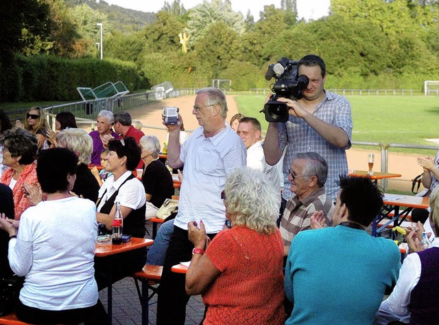 Wenn der singende Dachdeckermeister  M...rsender beim Publikum Emotionen sehen.  | Foto: knstle