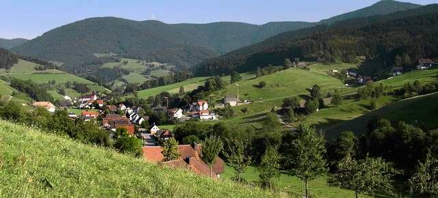 Yach, das Dorf am Rohrhardsberg, ldt ...d Vogtjosefhof kann eingekehrt werden.  | Foto: Gerda Oswald