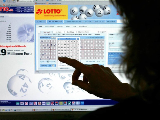 Lotto, Sportwetten, Online-Poker: Das ...ter die privaten Anbieter geschwcht.   | Foto: dpa