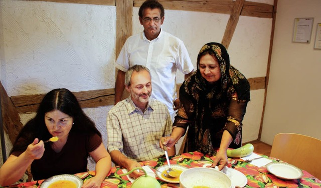 Die Eichstetter Kalebassensuppe schmec...Samen frs Gemse kamen aus Pakistan.   | Foto: Barbara Schmidt