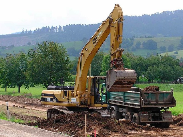 Dieser Bagger verschwand in der Nacht ...woch von einer Baustelle bei Steinach. 