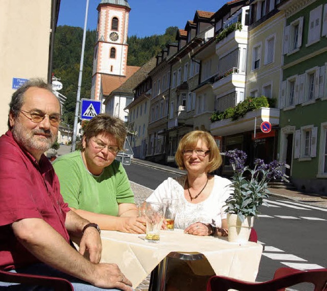 Einladendes Stdtli: Der Gewerbeverein...n Kiefer, Maria Gisin und Barbara Ebi   | Foto: Hermann Jacob