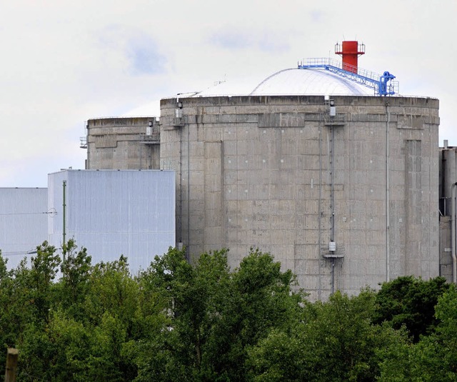 Wie lange hlt der noch?  Der Reaktorblock in Fessenheim  wird berprft.   | Foto: S. Gollrad