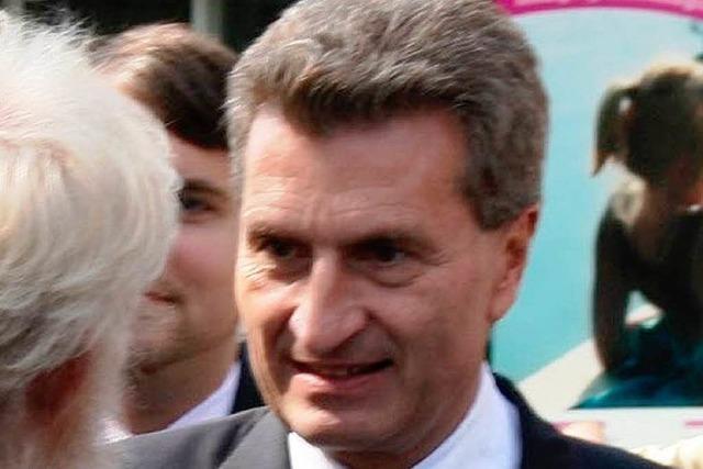 Oettinger: Hndeschtteln und Botschaften