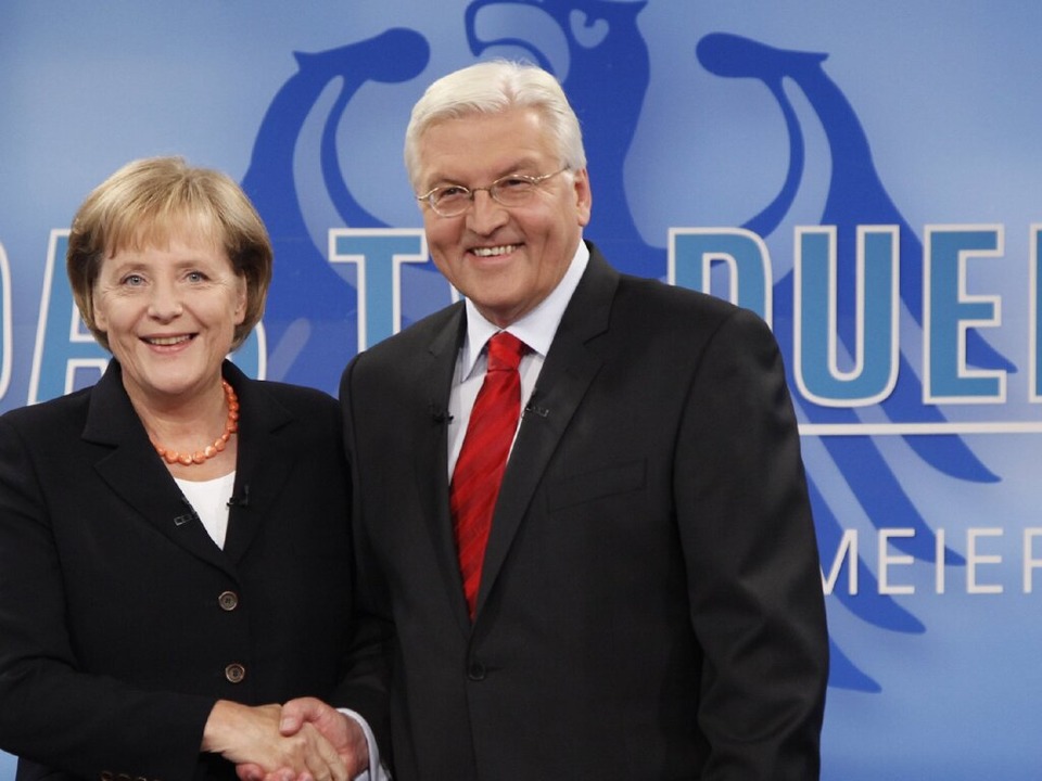  &#8222;Nein, wir duzen uns nicht.&#82... über sein Verhältnis zu Angela Merkel  | Foto: dpa