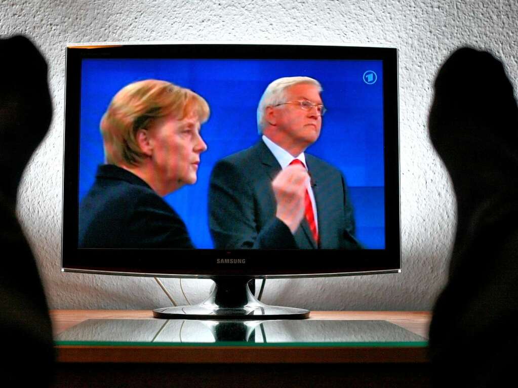„Das kann ich nicht mit letzter Sicherheit beantworten.“ (Steinmeier auf die Frage, ob Angela Merkel eine marktradikale Politikerin sei.)