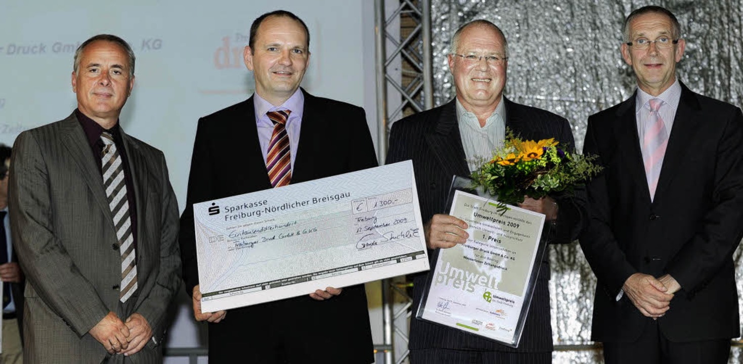 Als einer von zwei ersten  Preistrger...Bernd Dallmann (Geschftsfhrer FWTM).  | Foto: Rita Eggstein