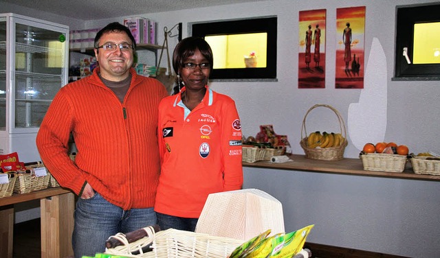 Bernd Plankenhorn  und seine Frau Glor...laden  Gersbach seit ber einem Jahr.   | Foto: Marlies Jung-Knoblich