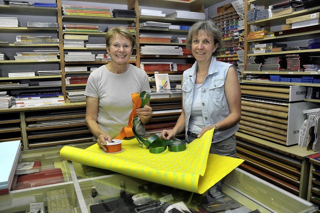 Schulterschluss mit Perspektive: Rita Elvers (links) und Annette Gieler   | Foto: Thomas Kunz