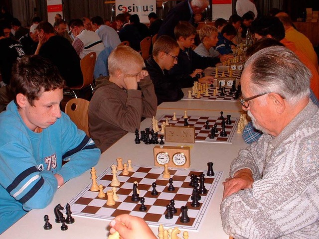 Seit Jahren ist das Schnellschach-Turn...fester Termin fr viele Schachfreunde.  | Foto: Karin Hei