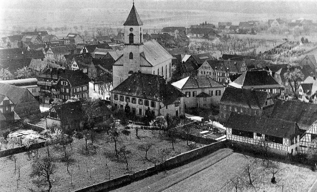 Blick vom Bohrturm auf Ichenheim.