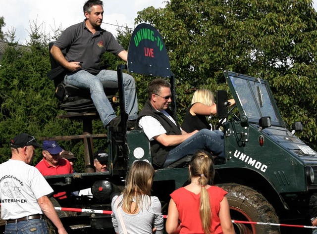 Beim  &#8222;Lady&#8217;s Cross&#8220;...hsvollen Unimog-Parcours bewltigen.    | Foto: Dinort