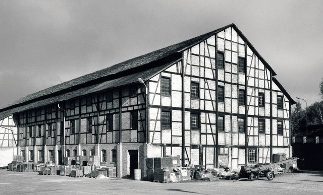 Wie aus einer anderen Zeit: Der 1989 abgerissene Ringofen  | Foto: Scheer
