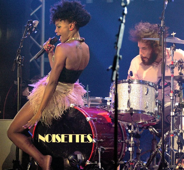 Frher war sie beim Zirkus, heit es: ...on der britischen Band The Noisettes.   | Foto: rother