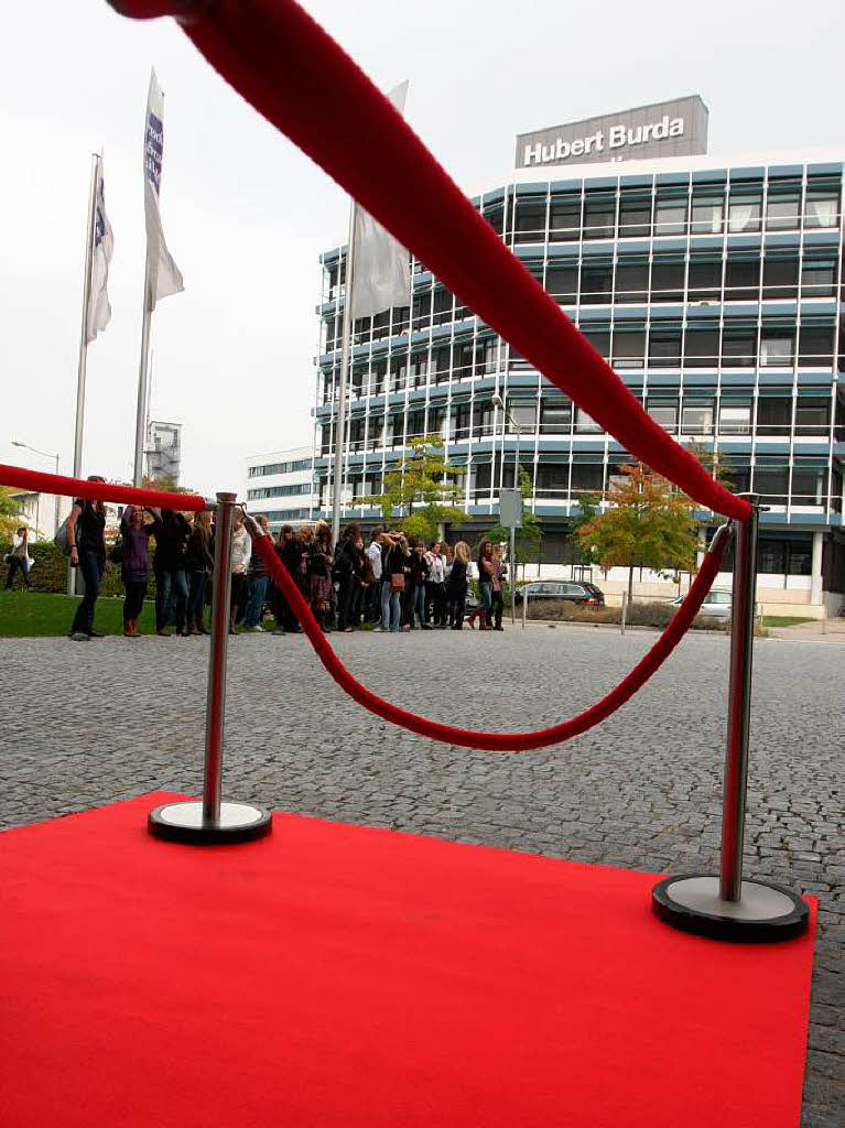 Gespanntes Warten auf Shakira. Gespanntes Warten auf Shakira.