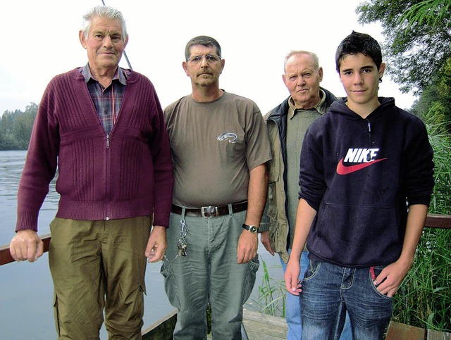 Sieger beim Abfischen  des Fischervere...le und Jungfischer Andreas Tschirpke.   | Foto: Bernhard Birlin