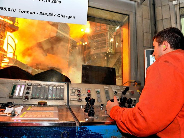 Hightech am Hochofen: Arbeit im Kehler Stahlwerk.  | Foto: bsw