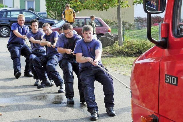 Ichenheimer Feuerwehr gewinnt Gaudi-Wettkampf