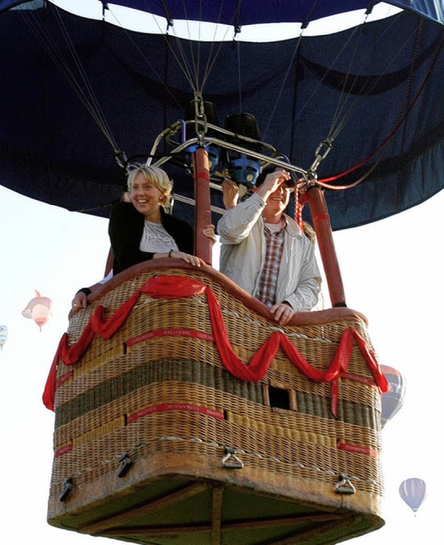 Beim  Internationalen Ballonfestival i...egenheit zu ihrer ersten Ballonfahrt.   | Foto: Europa-Park