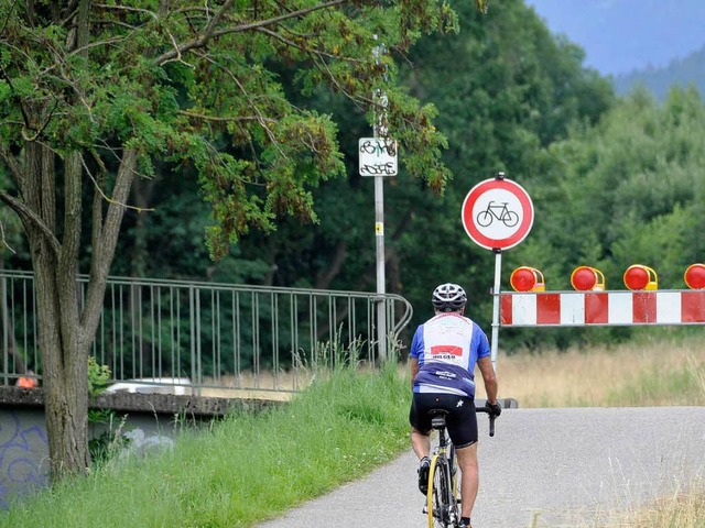 Der Dreisamuferweg wird fr mehrere Tage voll gesperrt.  | Foto: Ingo Schneider