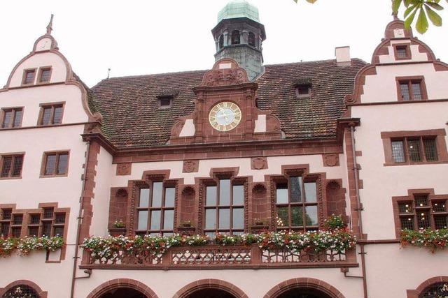 Freiburger Gemeinderat will mehr Geld