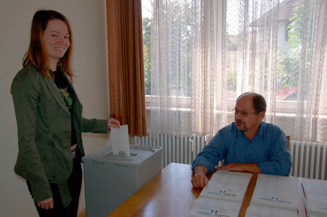 Tanja Reinacher whlte in Blansingen heute auch fr die Statistik.  | Foto: langelott