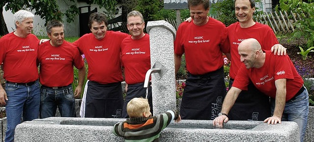 In diesem Jahr erneuerten die Eurofigh...nen. Zum Sommeranfang war er fertig.    | Foto: Dinort