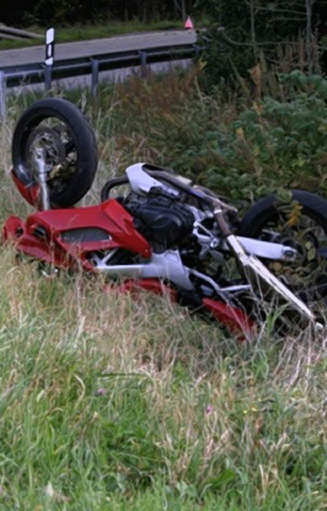 53-Jähriger Stirbt Bei Motorradunfall - Kreis Waldshut - Badische Zeitung