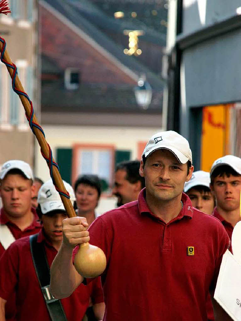 Tne von Jungtrommlern und Jungpfeifern erfllten die beiden Altstdte von Laufenburg.