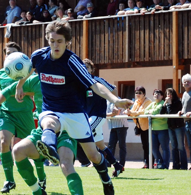 Einer der jungen Wilden des TuS Bonndorf:  Florian Isele   | Foto: Ruoff