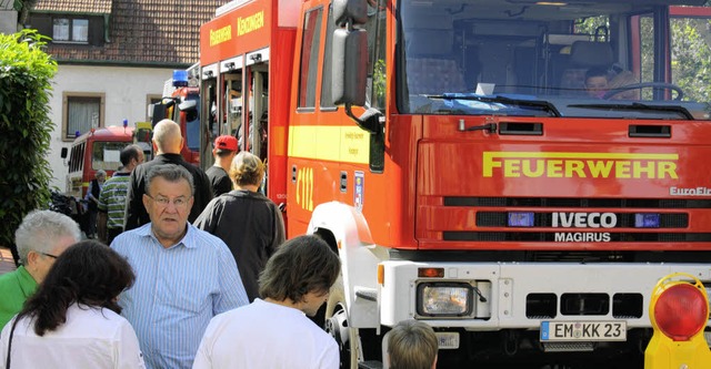 Groer Andrang beim Tag der offenen T...rzeugen, dass  die Wehr  auf Zack ist.  | Foto: Schnabl